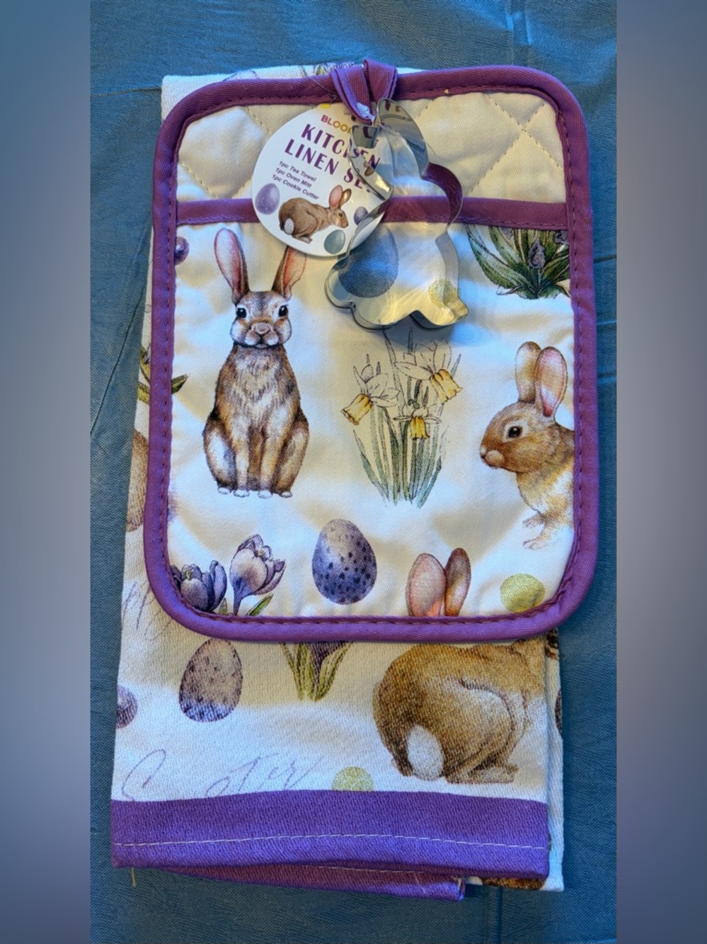 Kitchen Easter Towel, Oven Mitt & Cookie Cutter, New